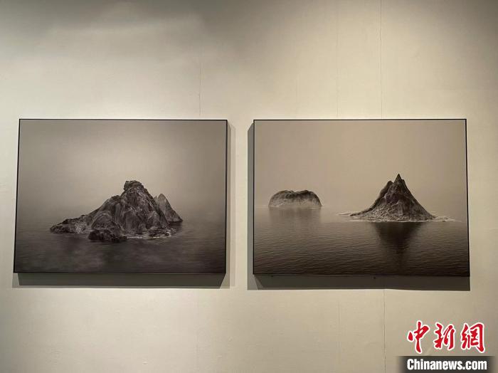 系列作品《浮玉》。　童笑雨 摄