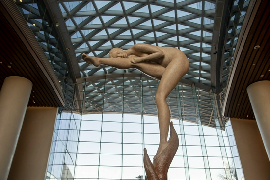 《蕊》 Pistil 刘盛佳 　　青铜铸造 Casting Bronze； 55cm x 30cm x 80cm； 2021