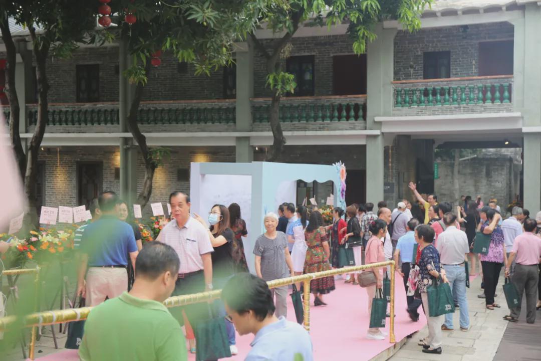 钟丽珍、张健仪书画作品展在黄连画家艺术村成功举行