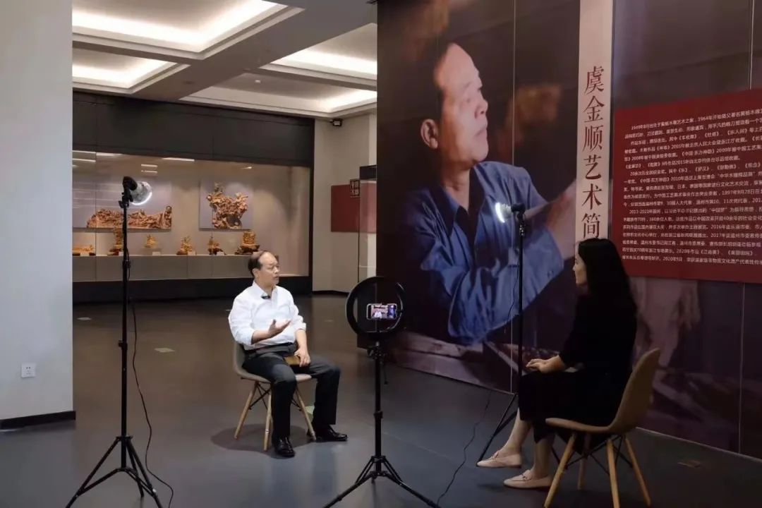 乐清这场“中国梦”木雕展成党史学习教育生动载体，吸引一批又一批参观者