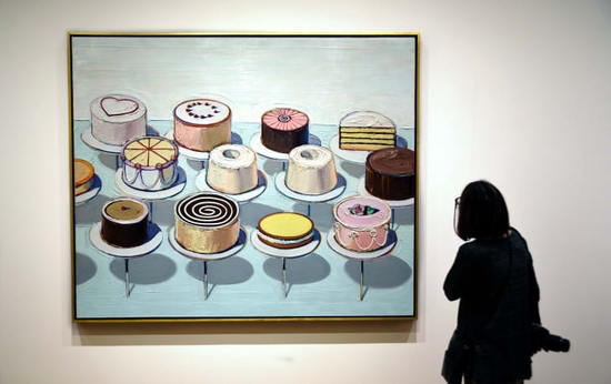  2018年，位于华盛顿的美国国家美术馆展出韦恩·蒂博1963年作品《蛋糕》，图源网络。