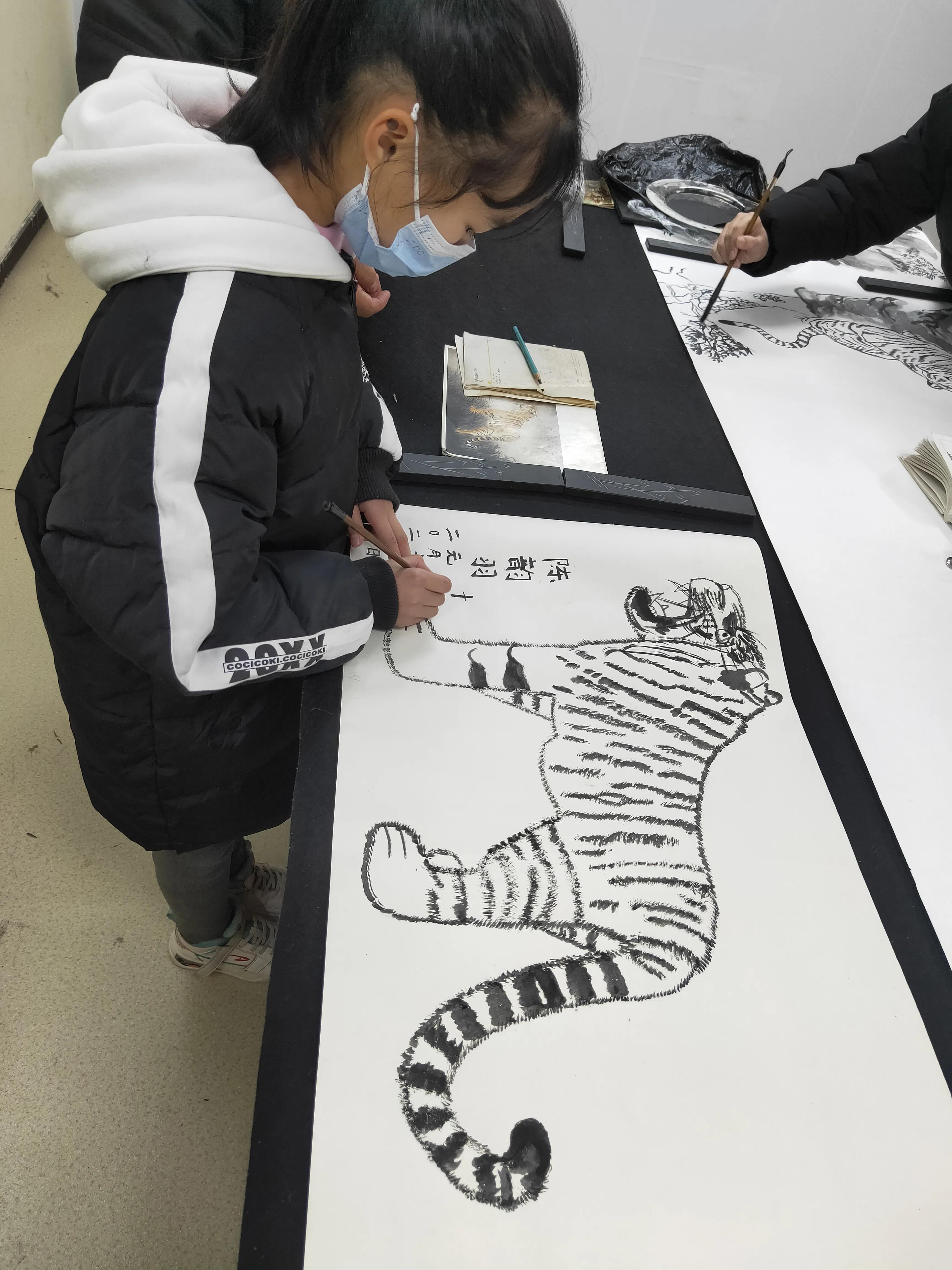 虎虎生风庆新年——当代风艺术馆小画家画虎贺岁活动小记