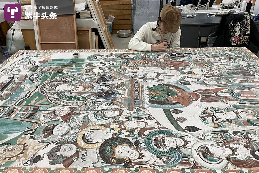 巨幅敦煌壁画作品网上获赞无数，冷门专业女研究生放弃了改行念头