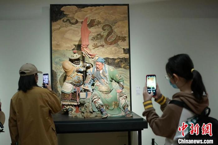 从彩塑到国画，中国美术馆新展扎堆以飨观众