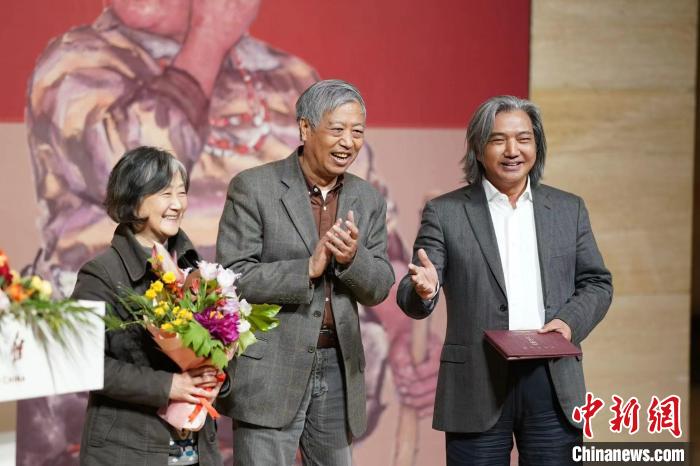 从彩塑到国画，中国美术馆新展扎堆以飨观众