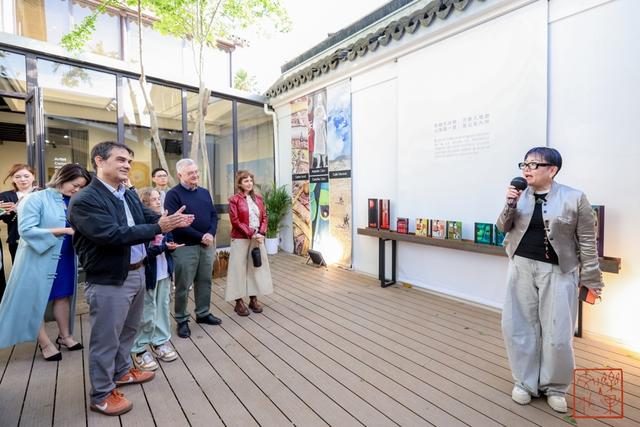 上海七宝老街迎来全新“乐”艺术空间，“乙巳·万象”中西蛇年文化艺术展开幕