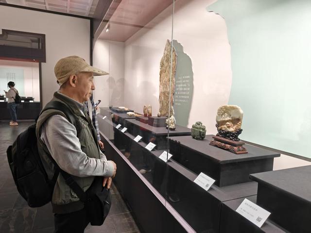 颐和园博物馆开新展！“扬州八刻”遇见“宫廷雕刻”