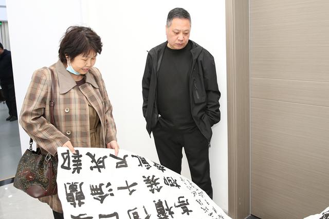 全国第五届隶书作品展览天津看稿会举行